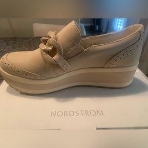 DV Dolce Vita platform Jhenee sneakers Dune